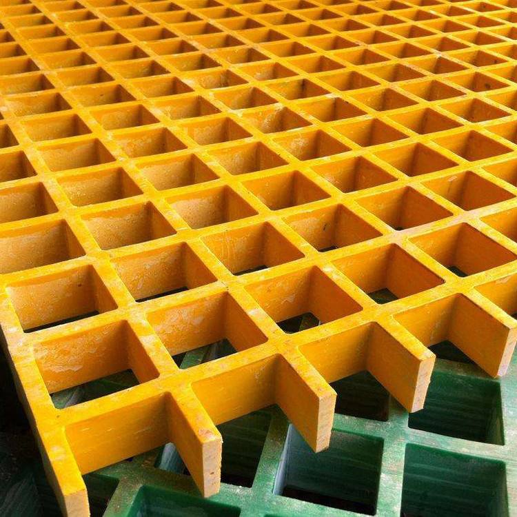 玻璃钢格栅板的成型工艺介绍。